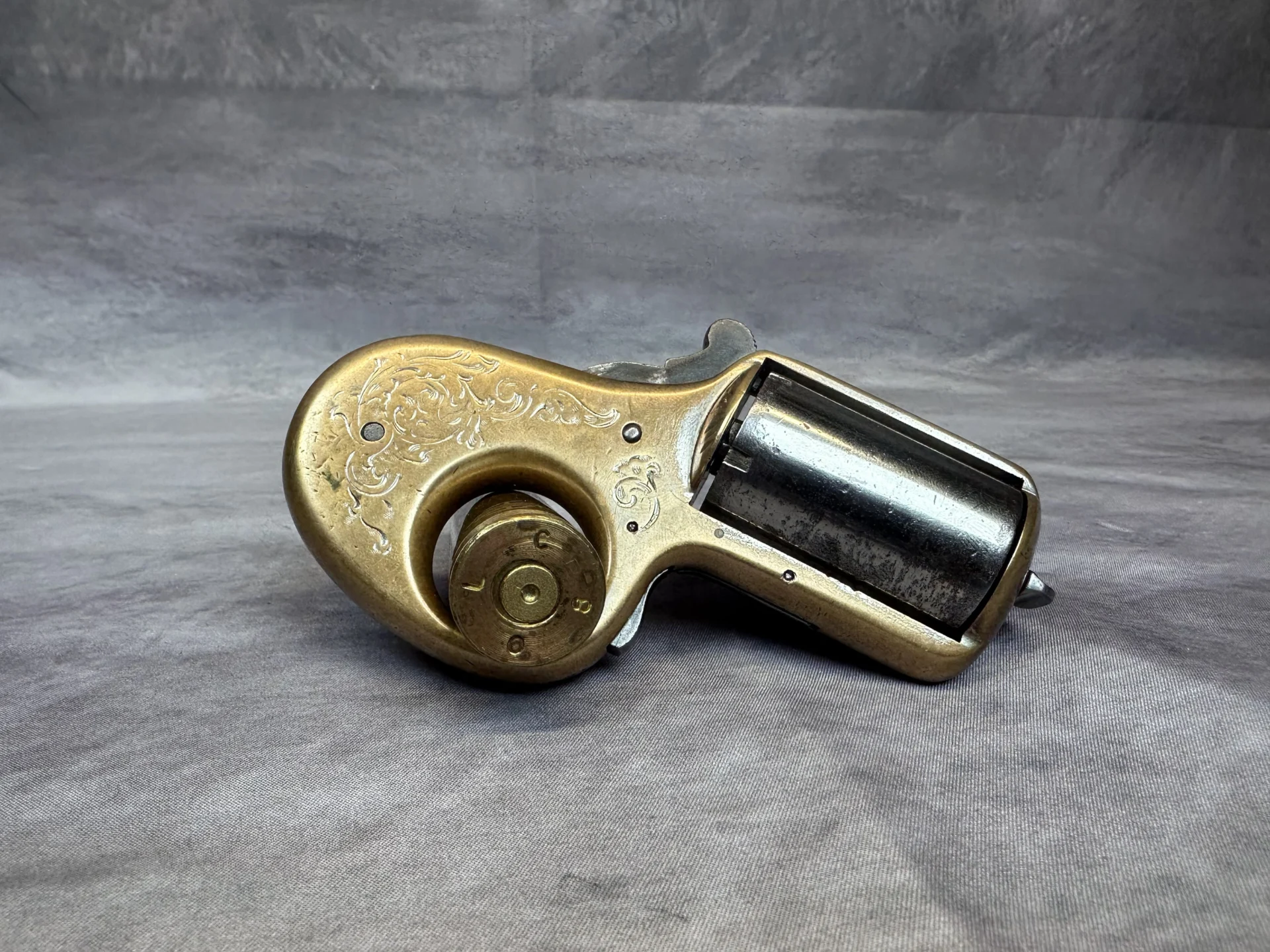 "My Friend" .32 Rimfire 5-Shot Knuckleduster Pepperbox Revolver (Antique)